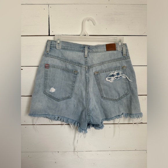 BDG Girlfriend High-Rise Shorts - Picture 2 of 5